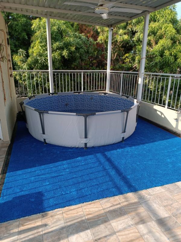 Private rooftop pool, the signature of the house